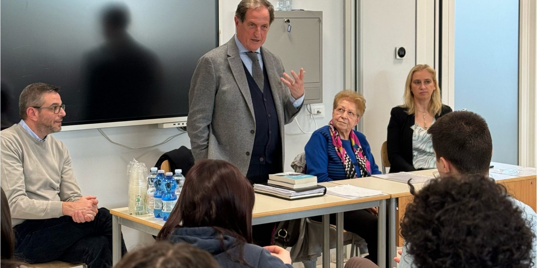 INCONTRO SEN ACOF_Tavola disegno 1-03